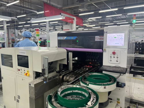 2023武漢標(biāo)桿智能工廠 探秘烽火通信與天馬微電子的智能化“神奇”變革